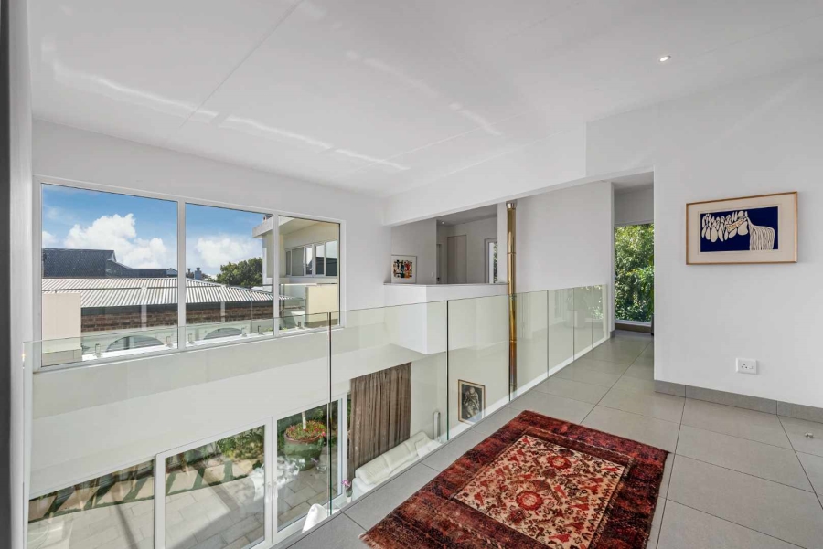6 Bedroom Property for Sale in Claremont Upper Western Cape